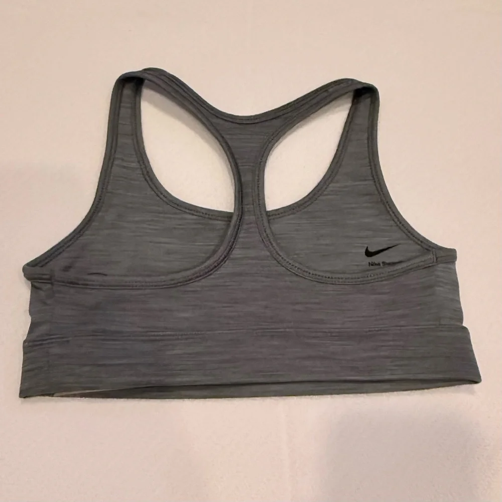 NWT Nike Swoosh youth gray and white sports bra